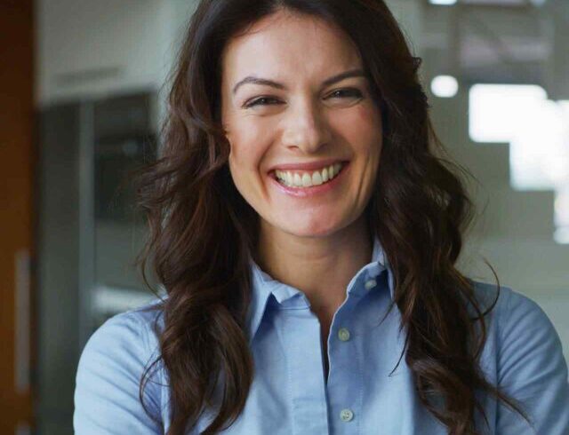 testimonial-2-1-640x640